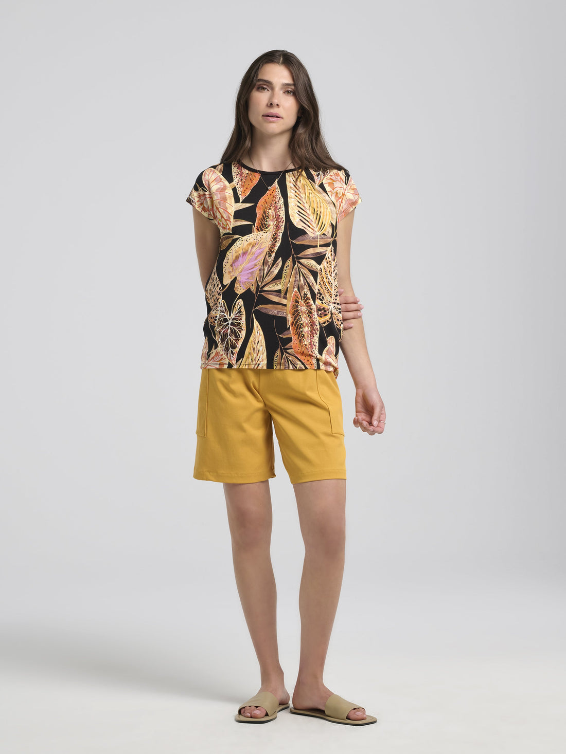 Vespera T-shirt