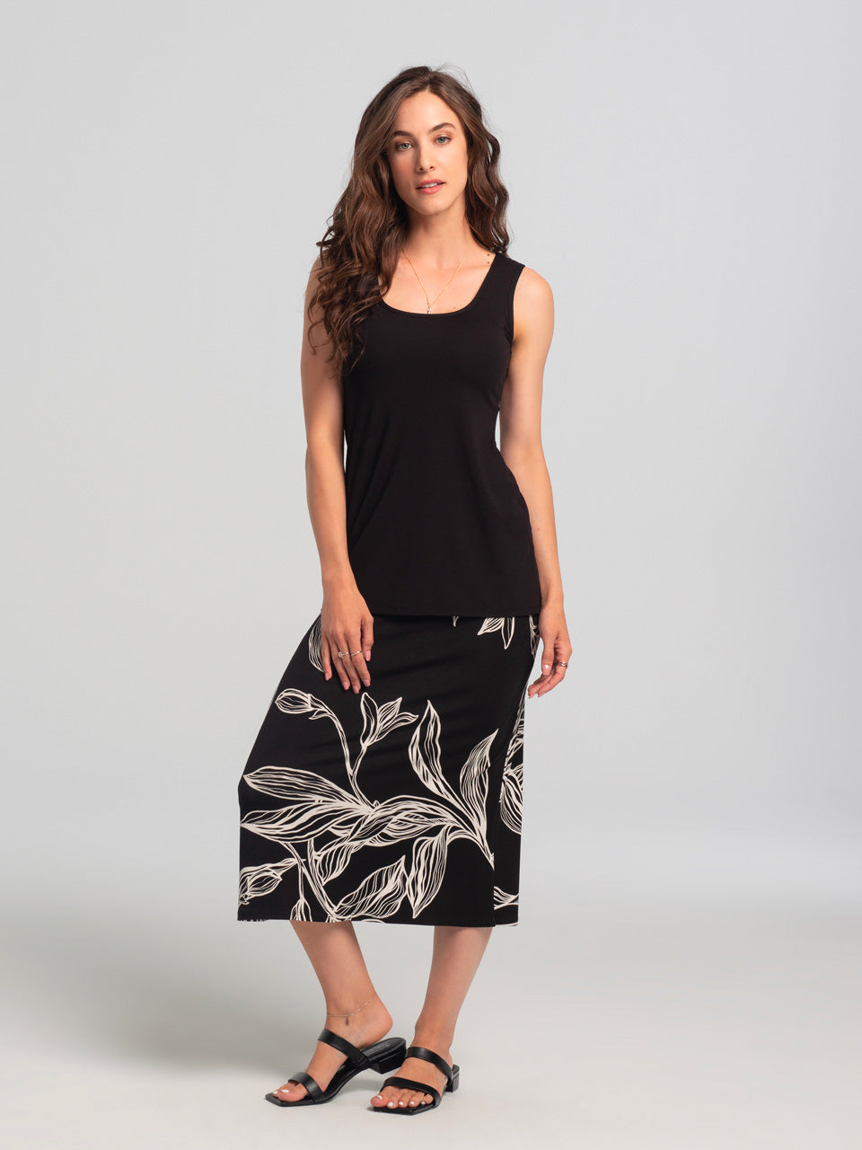 Kollontai Jupe Ostara fait à Montréal