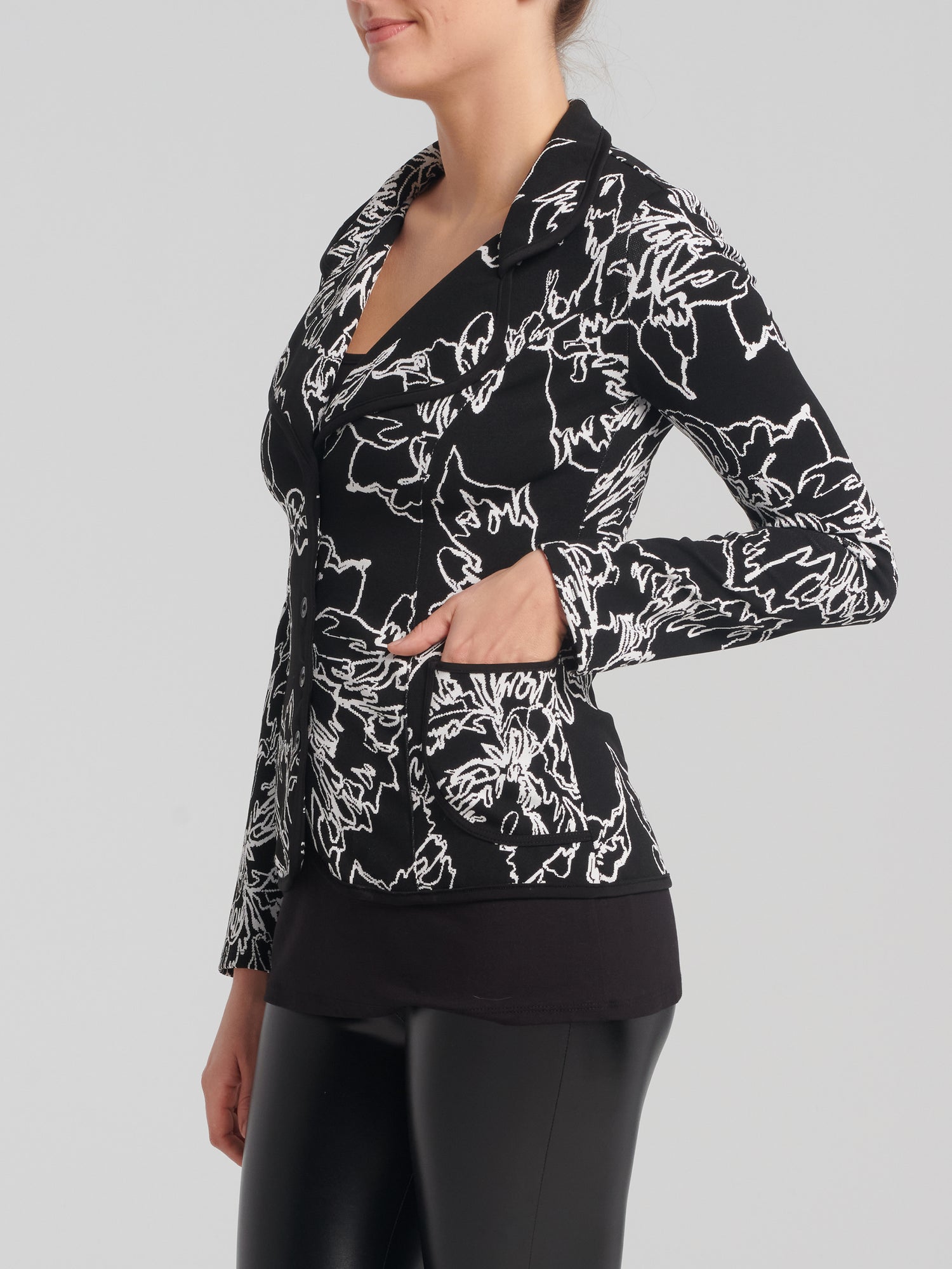 Ariadne Vest