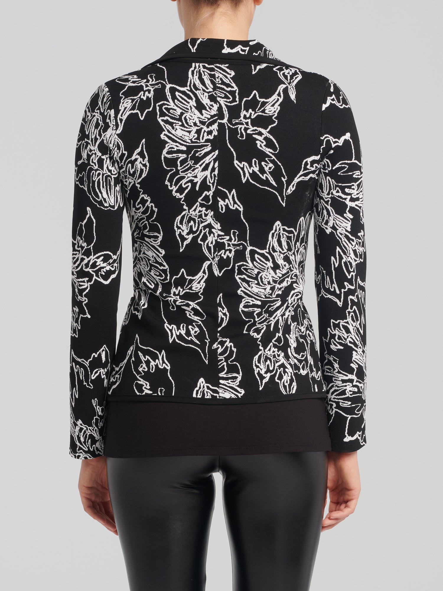Ariadne Vest
