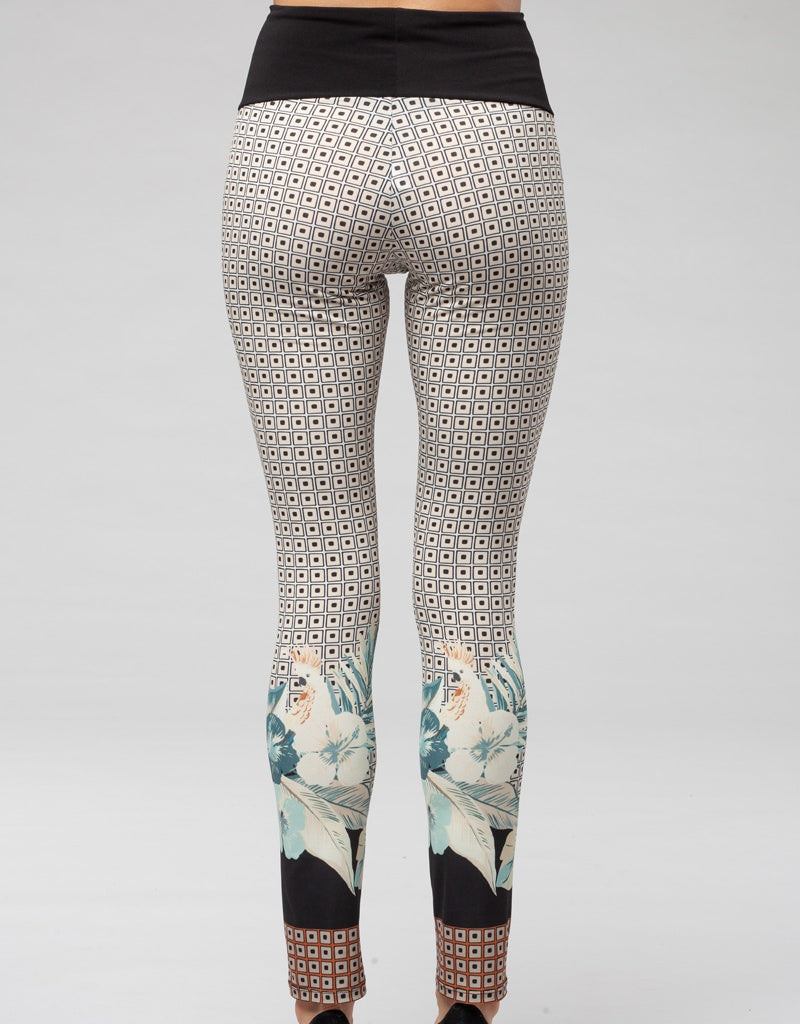 Kollontai Pantalon Arra à Montréal