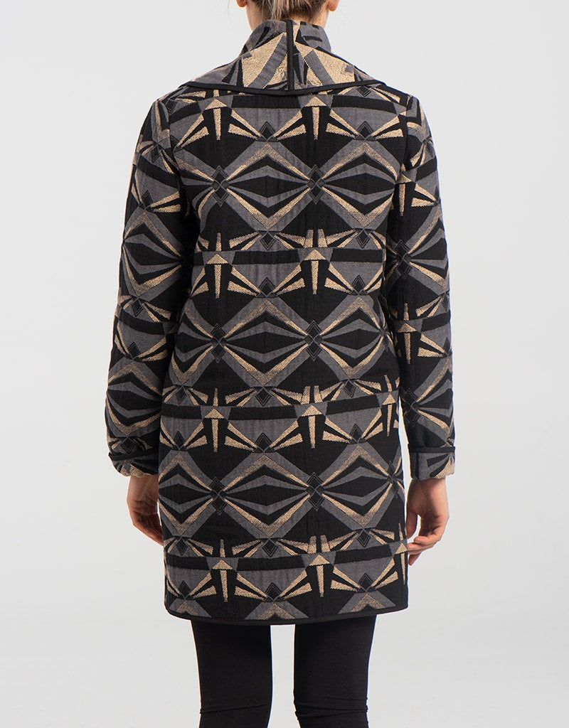 Kollontai Veste Chester fait à Montréal