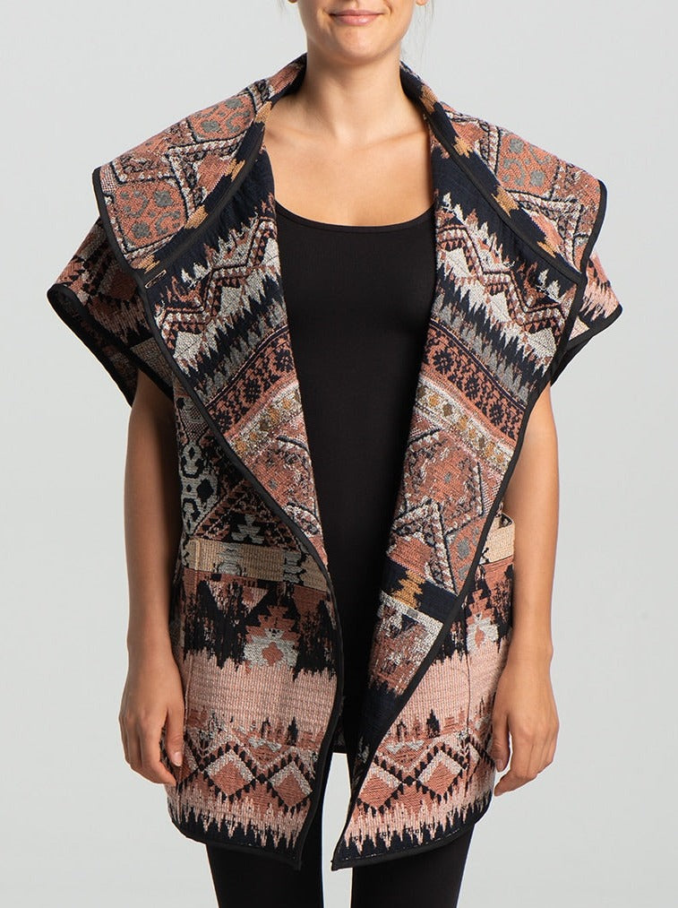 Kollontai Veste Kacie fait à Montréal