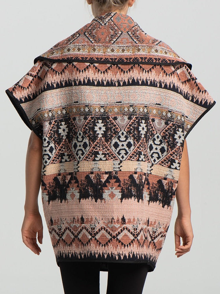 Kollontai Veste Kacie fait à Montréal