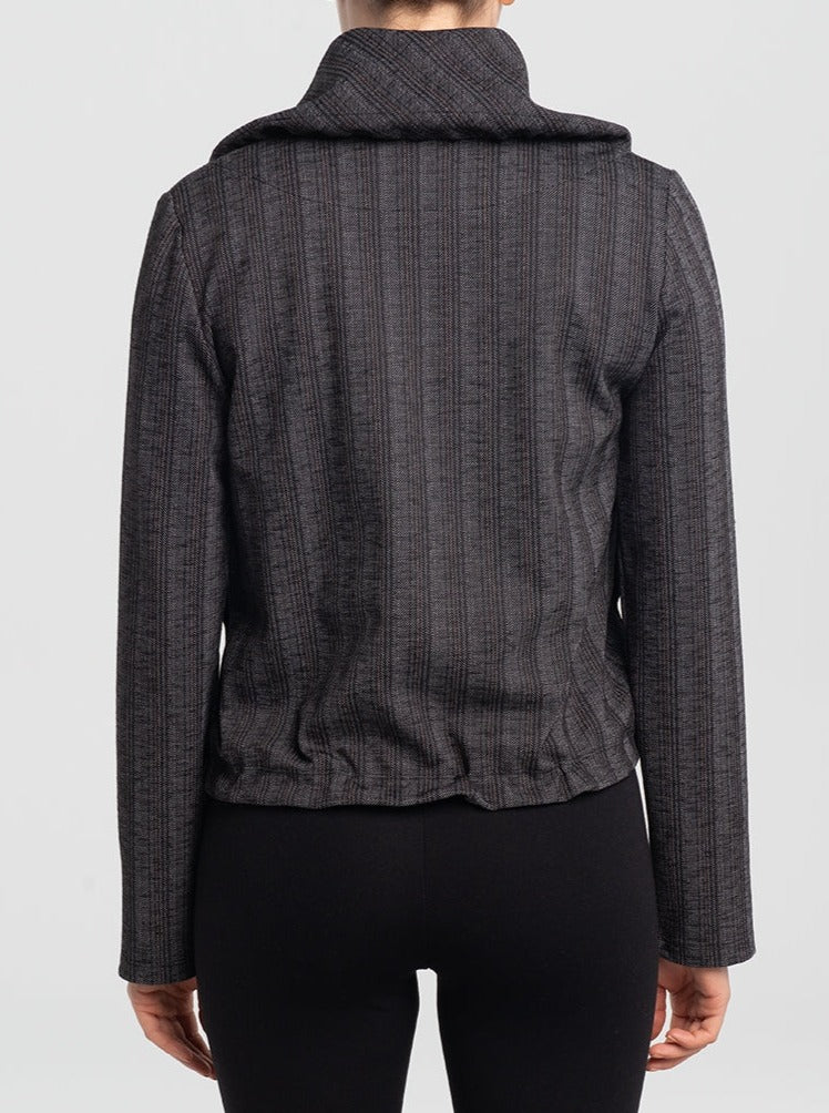 Kollontai Veste Hazzah fait à Montréal