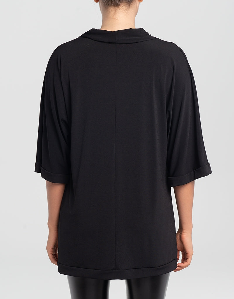 Kollontai Veste Strom fait à Montréal