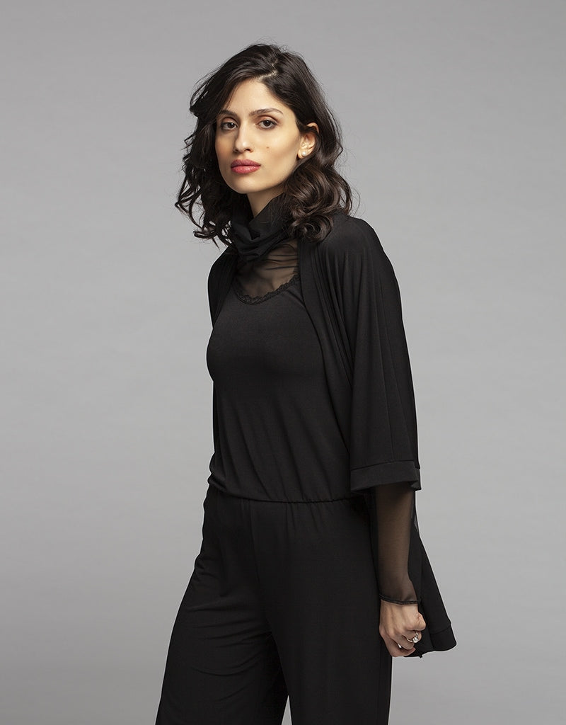 Kollontai Veste Strom fait à Montréal