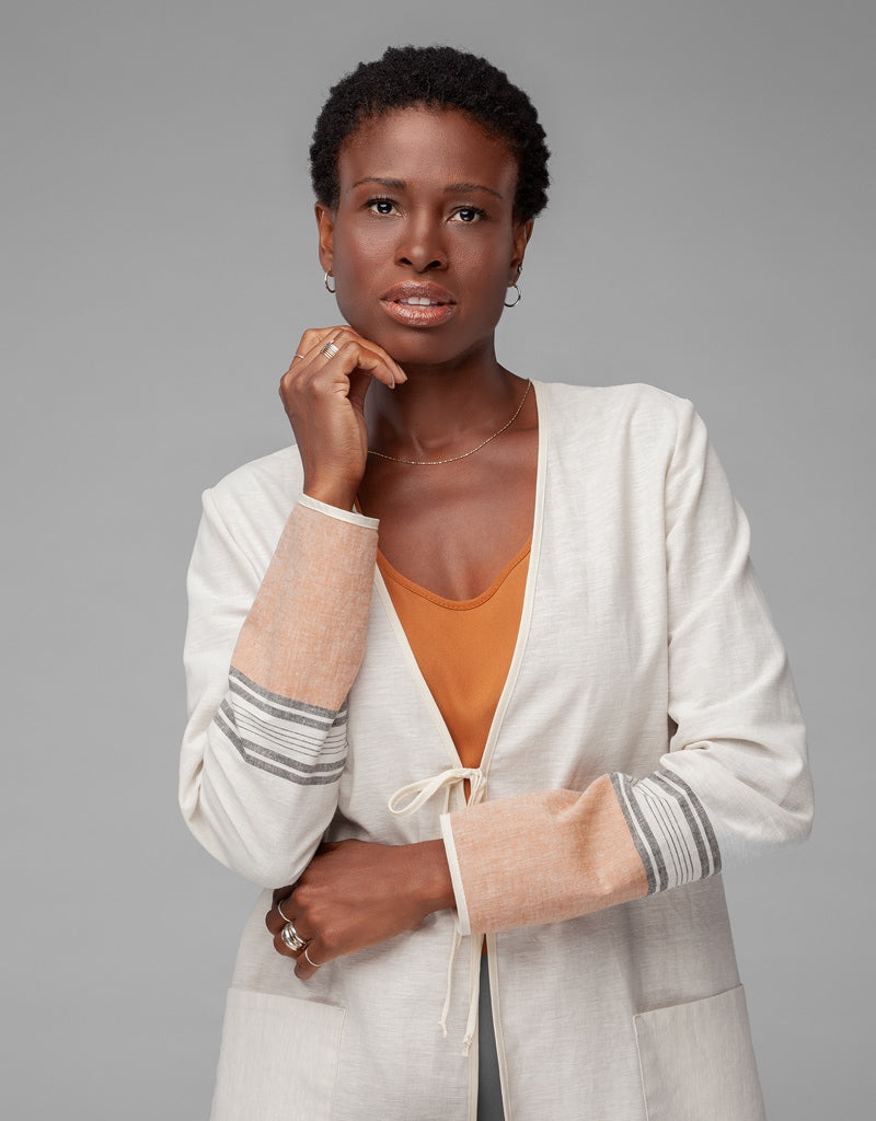 Kollontai Veste thea à Montréal