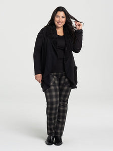 Kollontai Veste Jill fait à Montréal