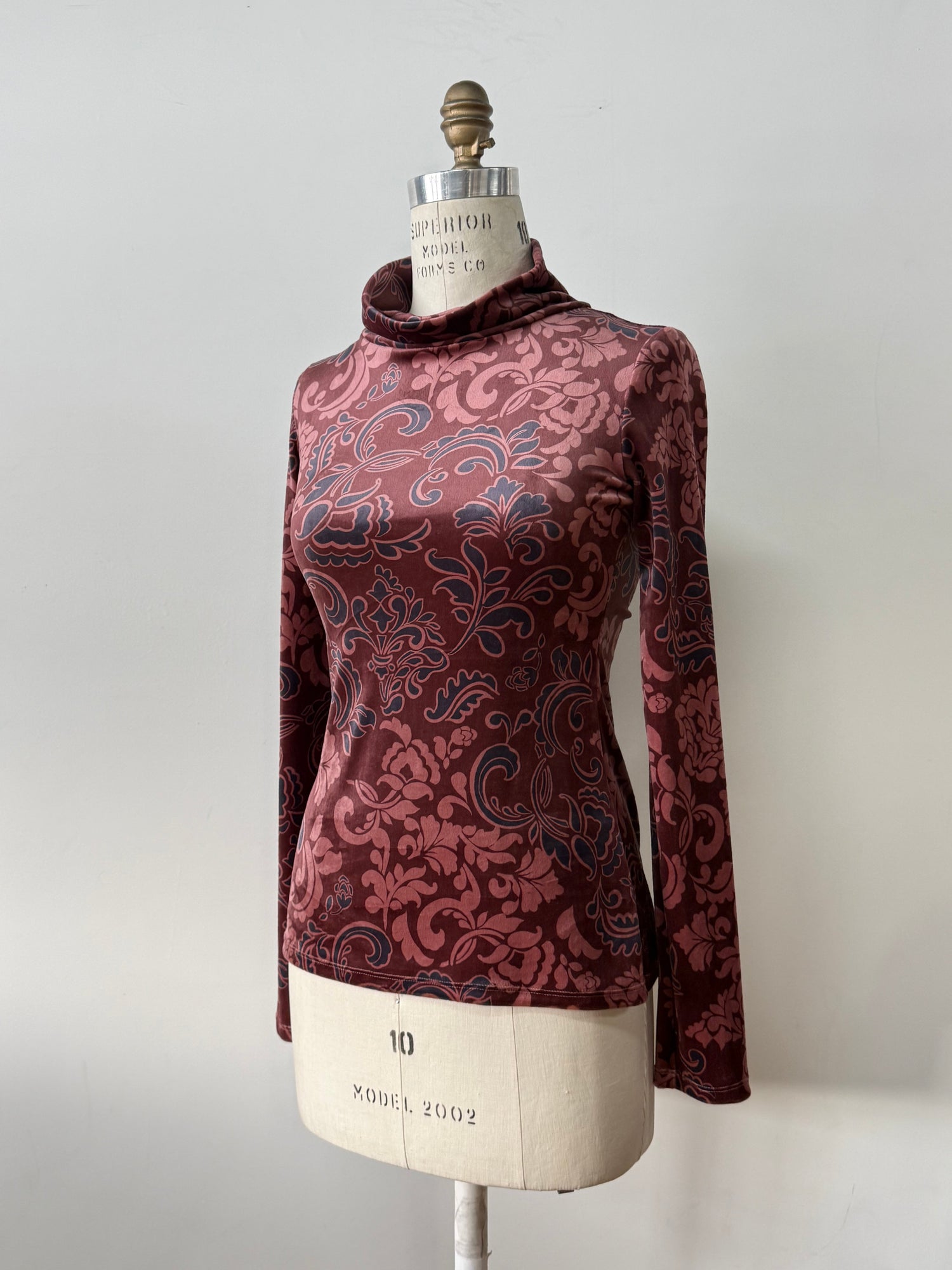 Everdeen Sweater AW 2026-27 ***PRE-ORDER***